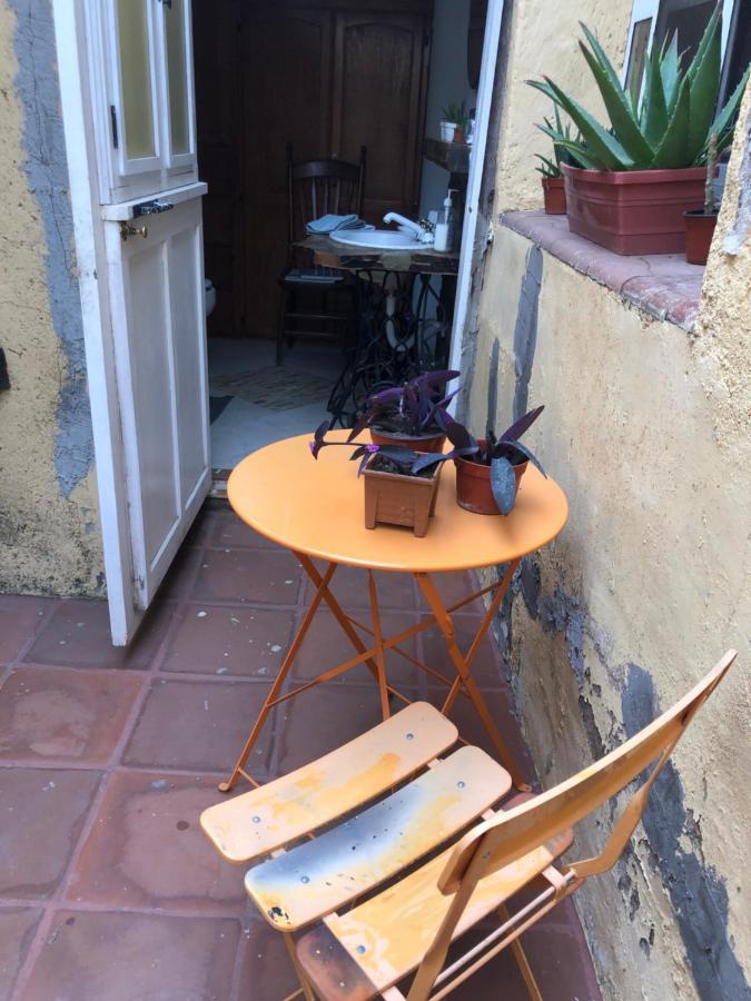 Home Stay Maria Parral Exterior foto